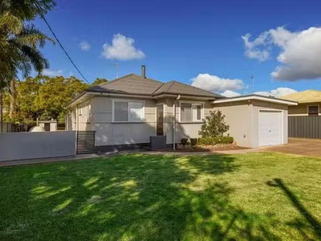 For Rent! 8 Merritt Street, Harristown, QLD 4350
