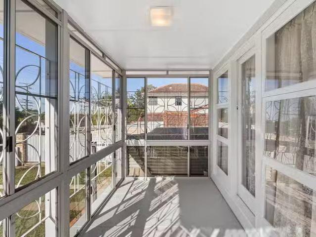 Nice 8 Noeline Street, Ashgrove, QLD 4060