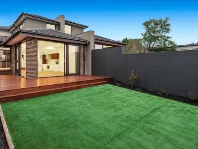 Unique 8 Second Avenue, Box Hill North VIC 3129 Townhouse Fo.