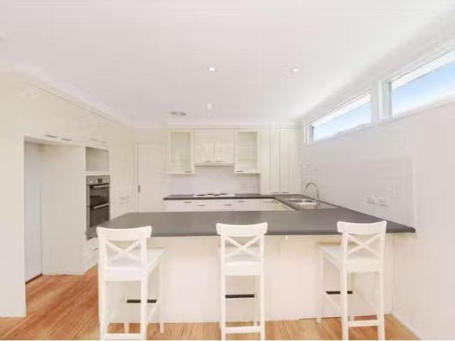 Deal! 8 Paul Close, HORNSBY HEIGHTS House for rent Listed by.