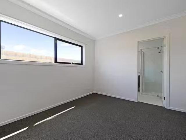 New 8 Winpara Street, Wallan, VIC 3756