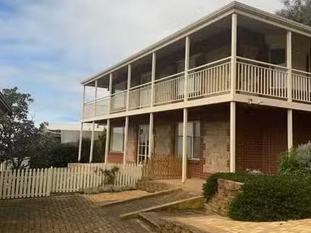 For Rent! 8 Tite Avenue, Encounter Bay, SA 5211