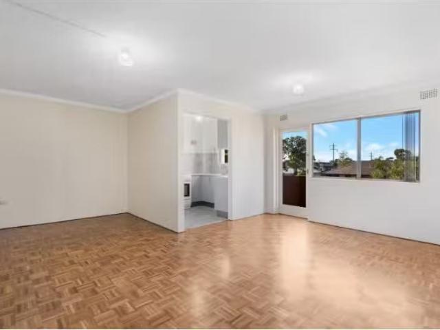 For Rent! 9/48 50 Pevensey Street, CANLEY VALE Apartment for r.
