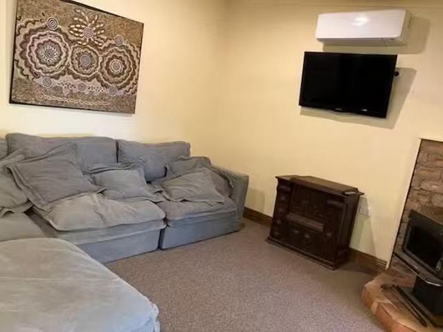 Just in! 9618 New England Highway, Geham, QLD 4352