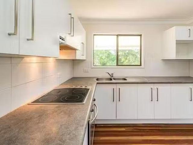 Deal! 97 Boland Street, Park Avenue, QLD 4701