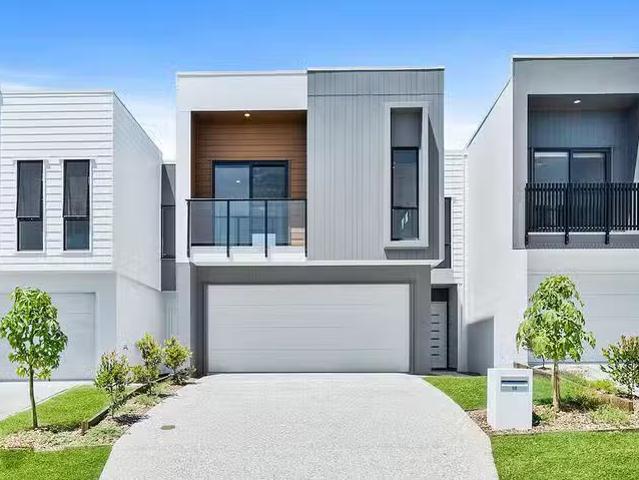 Just in! 98 Snowdonia Crescent, Yarrabilba, QLD 4207