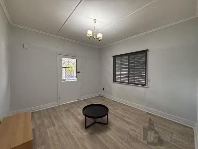 Deal! 99 Branyan Street, Svensson Heights, QLD 4670