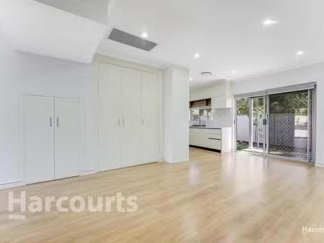 Cozy 9/17 Lyndia Street, Ingleburn, NSW 2565
