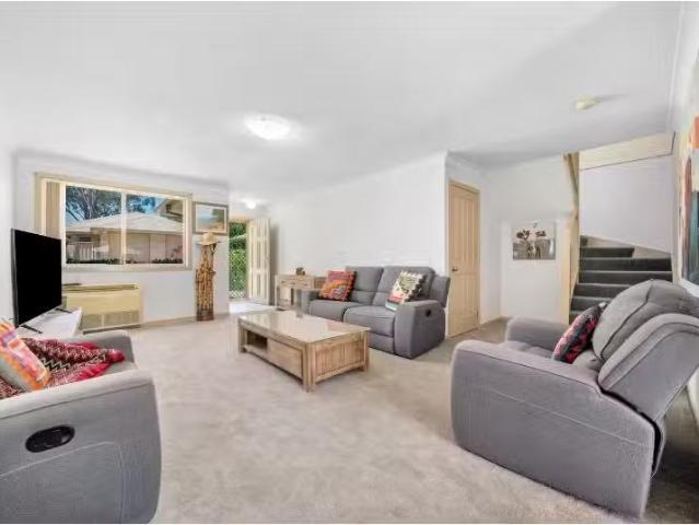 Unique 9/154 Maxwell Street, SOUTH PENRITH House for rent Lis.