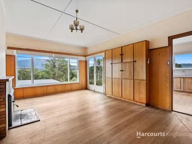 Just in! 91 Channel Highway, KINGSTON, TAS 7050 House for Rent