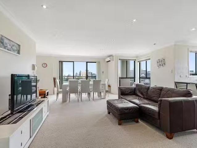 Just in! 9/32 Smith Street, Wollongong, NSW 2500