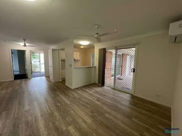 Cheap 93 Dove Tree Crescent, Sinnamon Park, QLD 4073