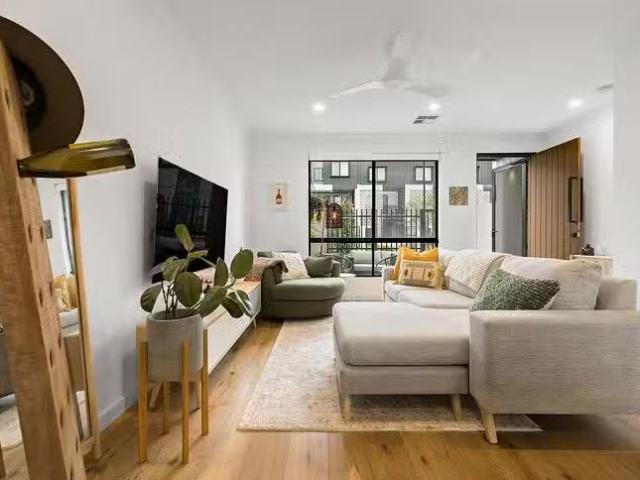 New 9 Guild Place, Bowden, SA 5007