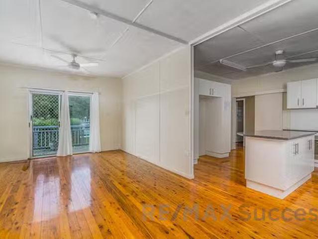 Rental! 9 Dodd Street, Newtown, QLD 4350
