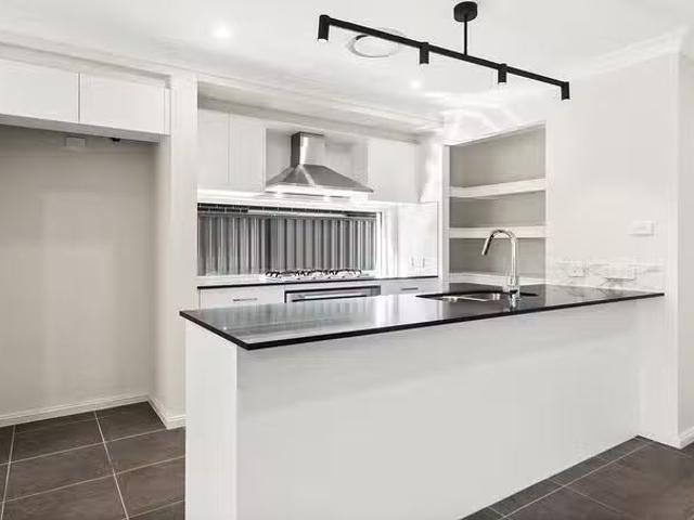 Charming 9 Dairyman Place, Calderwood, NSW 2527