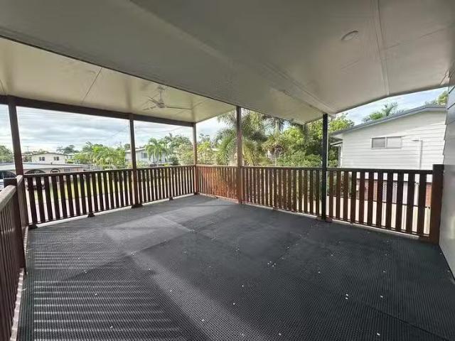 Unique 9 Elwing Street, Kawana, QLD 4701