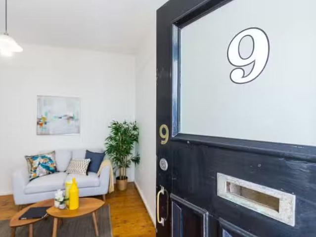 Just in! 9 Hughes Street, Potts Point NSW 2011
