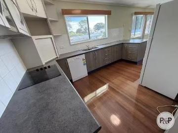 Cheap 9 Irving Street, Cranbrook, QLD 4814