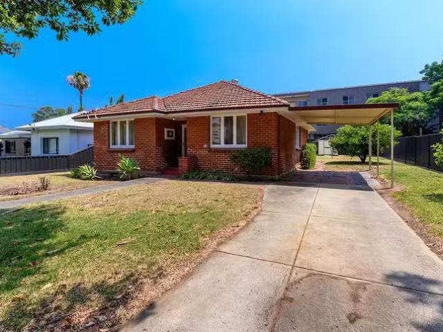 Cheap 9 Mullings Way, Myaree, WA 6154