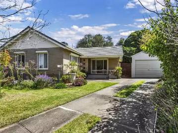 For Rent! 9 Pearce Street, Christies Beach, SA 5165