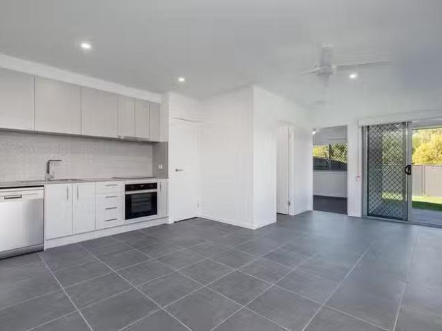 Charming 9A Kensington Drive, Southside, QLD 4570