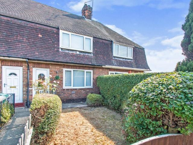 Clough Street, Leeds LS27 2 bed terraced house to rent £995 pcm £230 pw