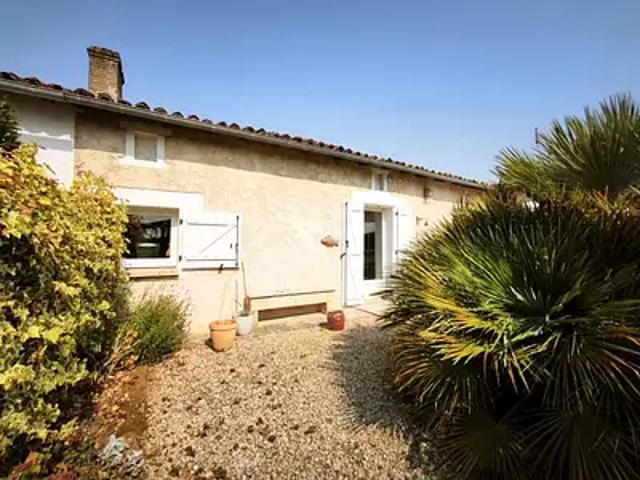Cloué 86600 Achat / Vente maison 4 pièces t4 piscine