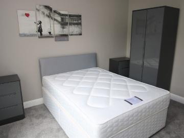 Glasgow, Glasgow and Clyde Valley - Equipped kitchen