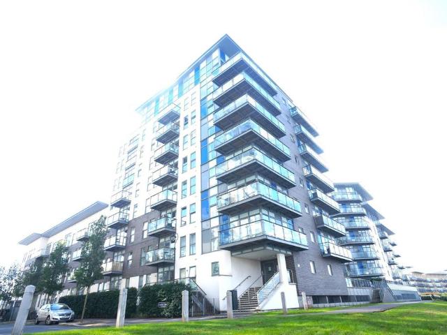 Clovelly Place, Greenhithe, DA9 1 bed apartment to rent £1,400 pcm £323 pw
