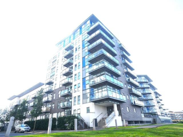 Clovelly Place, Greenhithe DA9, 1 bed flat to rent, £1,400 pcm | PrimeLocation