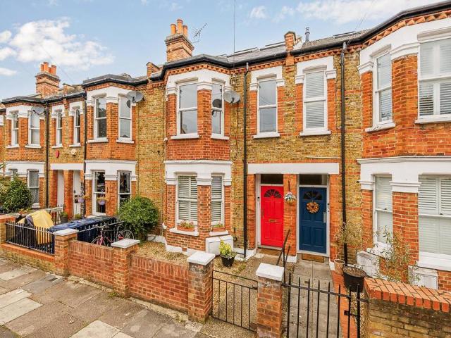 Clovelly Road Chiswick 3 bed apartment to rent £3,300 pcm £762 pw