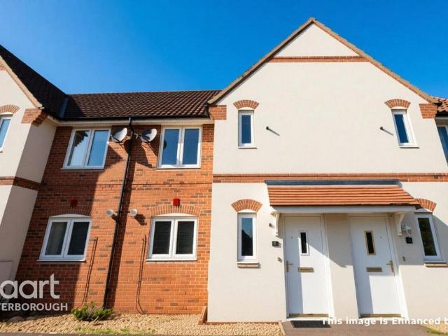Clover Court, Yaxley 3 bed terraced house to rent £1,195 pcm £276 pw