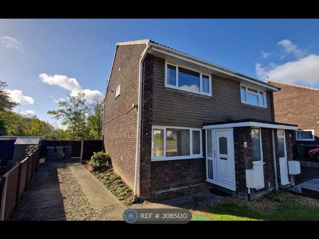 Clover Grove, Telford TF3, 2 bed semi detached house to rent, £950 pcm | PrimeLocation