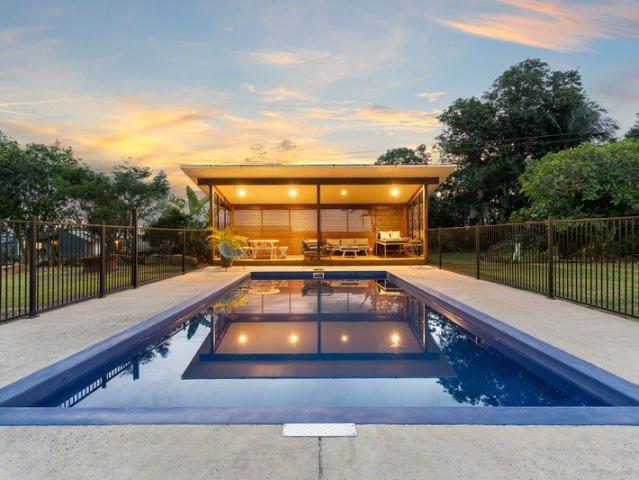 Clover Hill | Productive 100 Acre Farm, Self Sufficient Lifestyle & Exceptional Country Residence