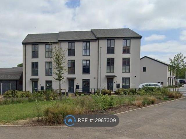 Clover Way, Bristol BS34, 4 bed end terrace house to rent, £2,500 pcm | PrimeLocation