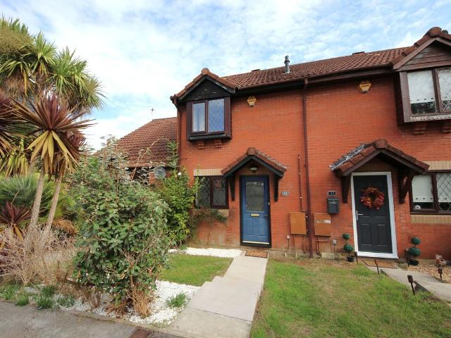 Clover Way, Hedge End SO30, 2 bed terraced house to rent, £1,200 pcm | PrimeLocation