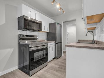 Cloverdale Apartments