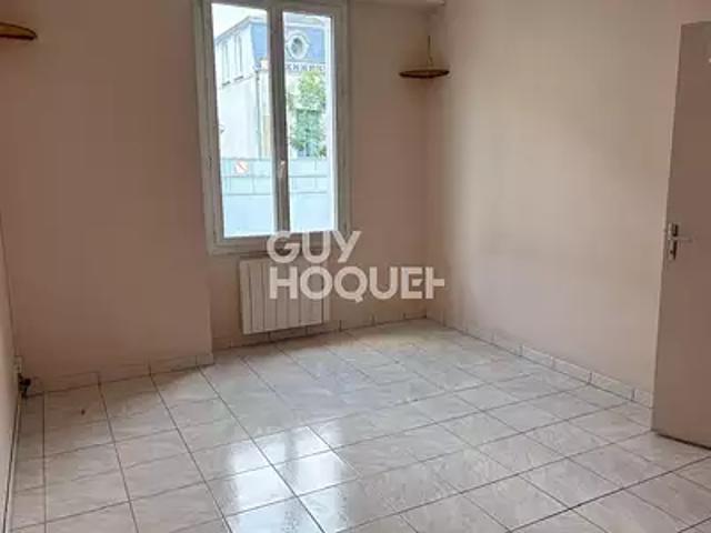 Cloyes les Trois Rivières 28220 Location appartement 2 pièces t2 au dernier étage