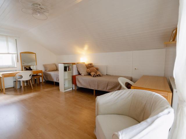 clock view apartment