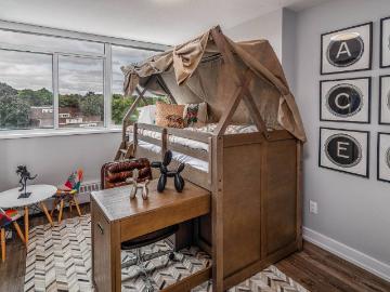 Cloisters of the Don 1 Bedroom Apartment for Rent at 10 Roanoke Rd, Toronto, ON M3A 1E7 Parkwoods Donalda