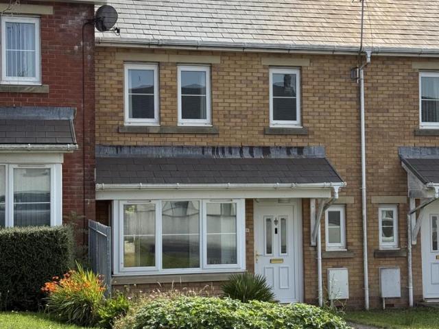 Clos Ael y Bryn, Penygroes SA14 3 bed terraced house to rent £975 pcm £225 pw