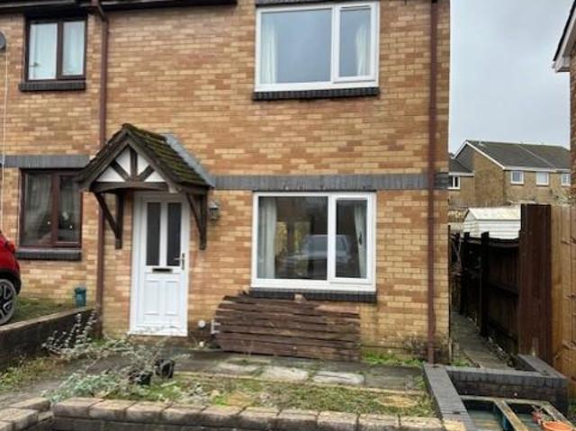 Clos Cadno, Cwmrhydyceirw SA6 3 bed semi detached house to rent £1,100 pcm £254 pw