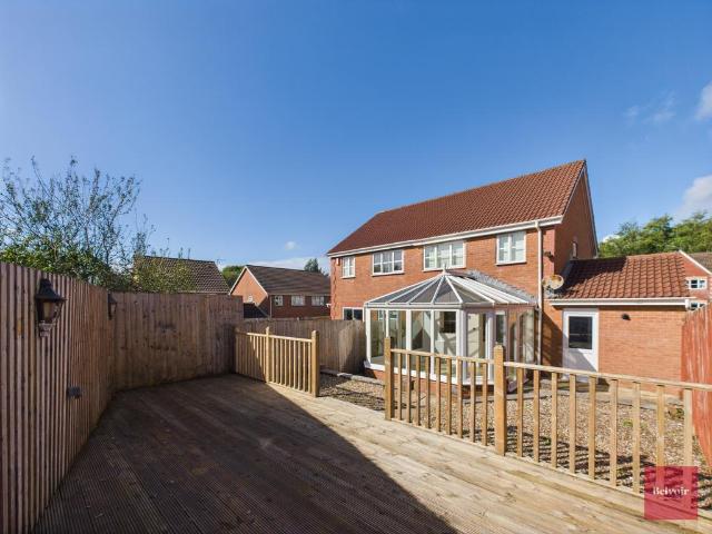 Clos Ger Y Maes, Tircoed Forest. 3 bed semi detached house to rent £1,150 pcm £265 pw