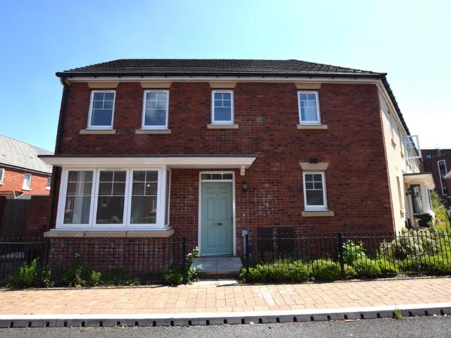 Clos Pwll Coch, Canton CF11 3 bed terraced house to rent £1,599 pcm £369 pw