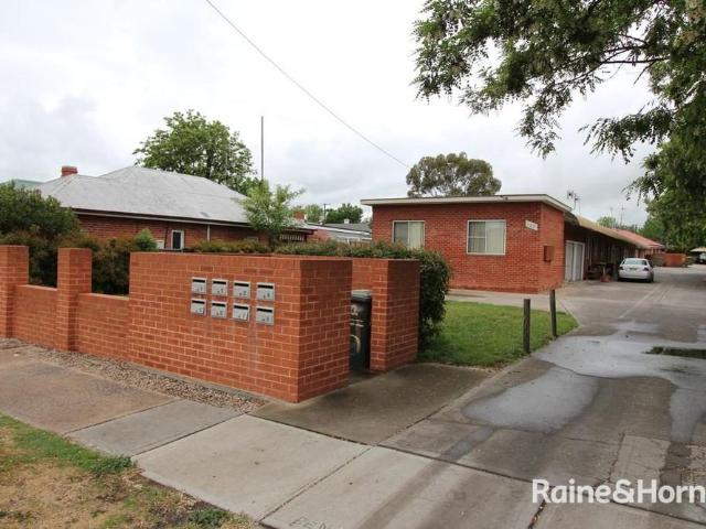 Close to Town Available 28.9.2026