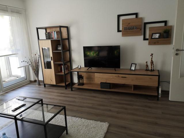 Close to town and nature: Furnished apartment in Cologne Dünnwald with balcony and private garage, Koln Amsterdam Apartments for Rent