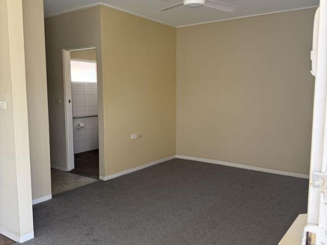 Close to town bedsit