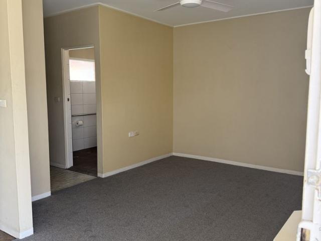 Close to town bedsit