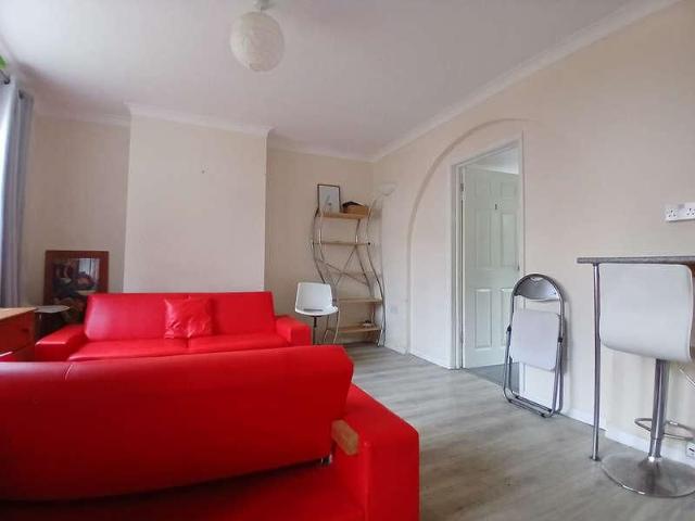 Close To Uea, NR5