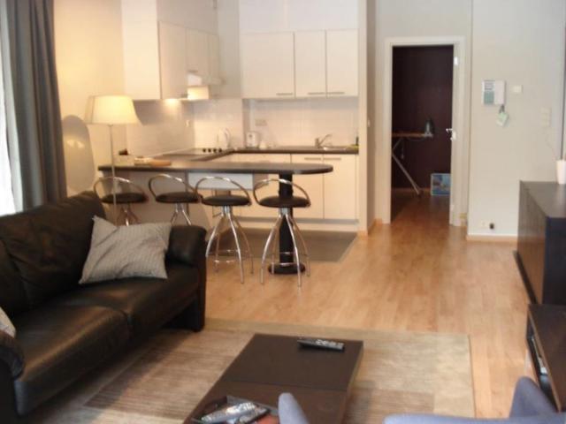 Close to Val Duchesse, fully furnished apartment